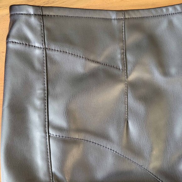 NWOT Free People We The Free Size M Keep It Brief Vegan Leather Micro Shorts - Picture 3 of 7
